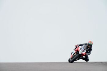 Irwin smashes previous best to set fastest Bennetts BSB lap of Donington Park