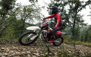 THE FANTICS HAVE LANDED: MORE INFO ON THE 2025 FANTIC XE300 TWO-STROKE AND XEF250 TL