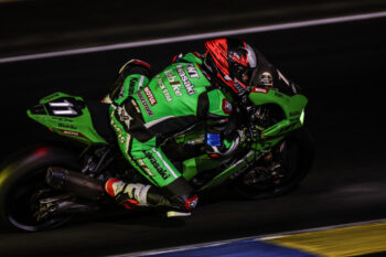 After 16 Hours: Victory-chasing Kawasaki Webike Trickstar holding firm at Le Mans