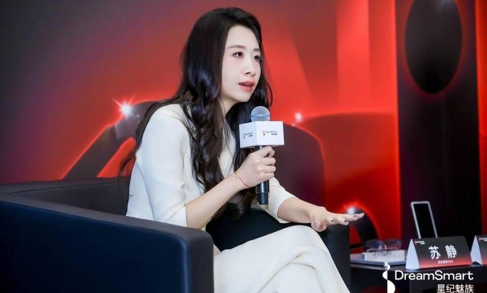 Exclusive Interview with DreamSmart CEO: AI, Globalization, and Leadership