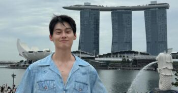 The Untamed actor Wang Zhuocheng in Singapore, visits Merlion and Jewel Changi Airport, Entertainment News