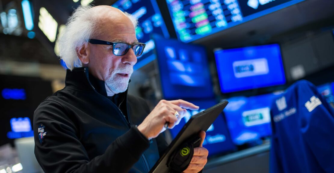 10-year Treasury yield falls after jobless claims increase
