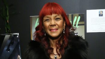 There She Go! Mama Jones Has The Internet Cuttin’ UP After Poppin’ Out On Summer Jam Stage (VIDEOS)