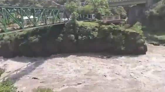 Water Levels Rise in Jhelum and Indus Rivers, Flood Alert Issued