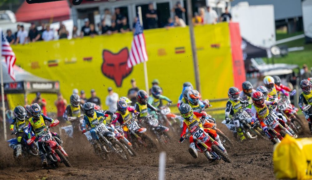 Watch: Radio Fox Live Tonight From Loretta Lynn’s Ranch with Guest Levi Kitchen and Davey Coombs at 9 p.m. Eastern