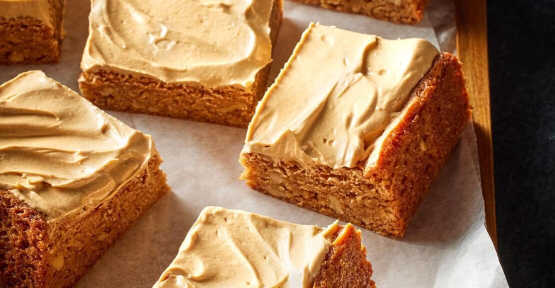 Brown Butter Blondie with Speculoos Buttercream