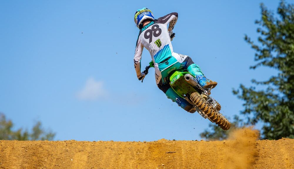 Drew Adams Wins 2025 Marty Smith Rookie of the Year Award in Pro Motocross