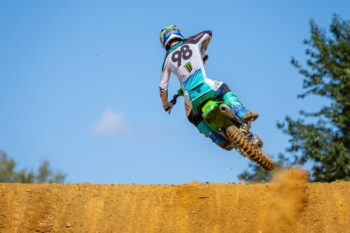 Drew Adams Wins 2025 Marty Smith Rookie of the Year Award in Pro Motocross