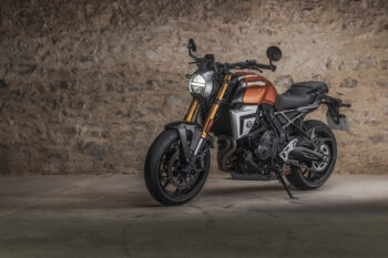 First chance to test new Suzuki 8T and 8TT at Copdock Motorcycle show