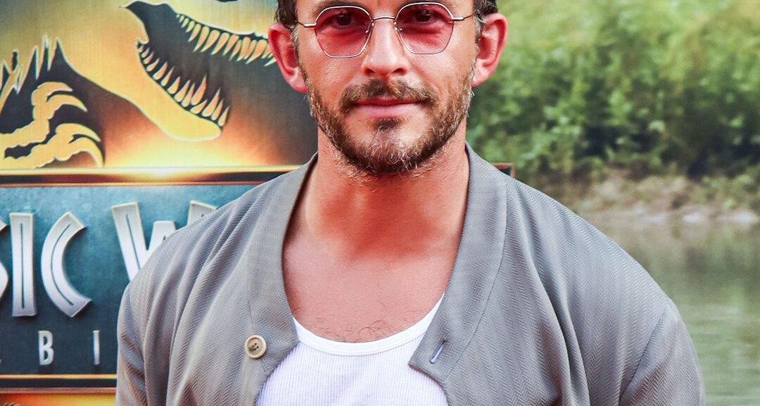 Jonathan Bailey Taking Break From Acting