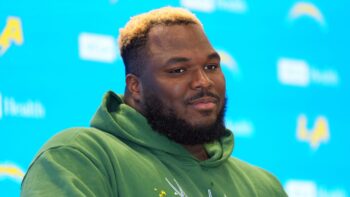 Chargers’ Teair Tart has a little fun with Travis Kelce, Taylor Swift fans after win