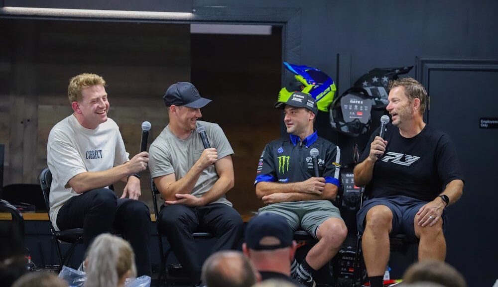 Go to Live Racer X/PulpMX Shows Ahead of SMX Playoff Rounds in St. Louis and Las Vegas