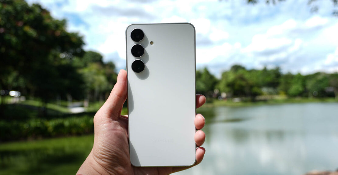 Samsung Galaxy S25 FE Review – A Grown-Up Fan Edition, But Still Hard to Recommend