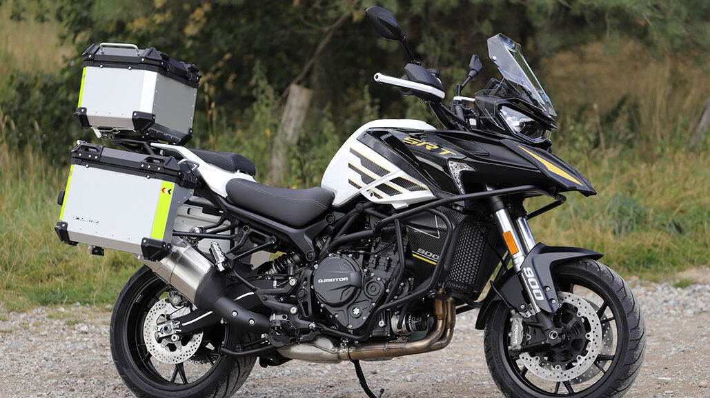 QJMOTOR SRT 900 S & SRT 900 SX