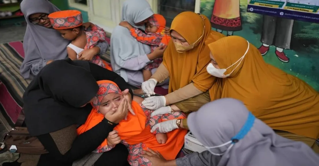 Indonesia Battling Measles Outbreak: 20 Children Dead, Over 2,600 Infected in 2025 | See Photos