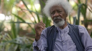 Nobel laureate Wole Soyinka announces U.S. visa revocation