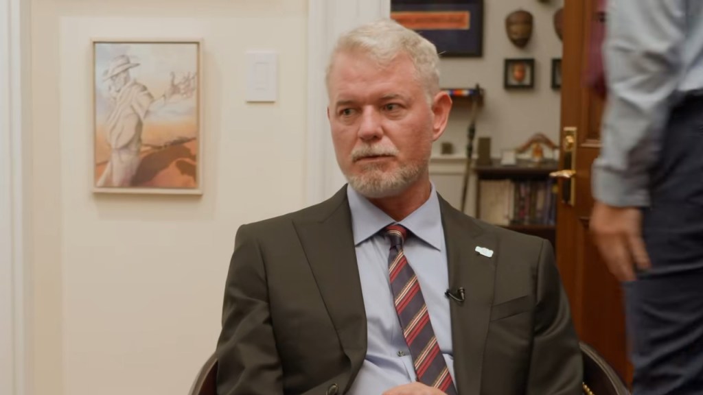 Eric Dane reveals nasty fall, hospitalization was why he missed ‘Grey’s Anatomy’ reunion at Emmys