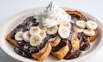 Friendly’s Relaunches Breakfast and Celebrates the Holidays with New ‘Savor the Season’ Menu