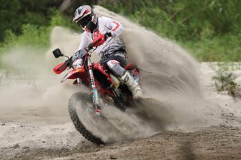 DUAL-SPORT PROJECT: GASGAS ES500 EYE CANDY