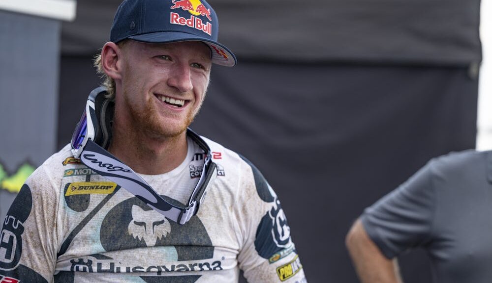Kay de Wolf Jumps to MXGP Class for 2026, Remains on Nestaan Husqvarna Factory Racing Team