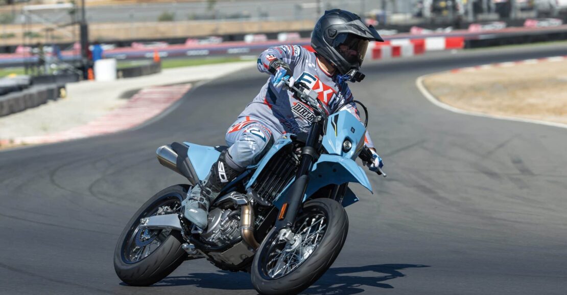 SUPERMOTO IMPRESSION: 2025 SUZUKI DR-Z4SM