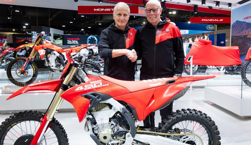 Jeremy Seewer, Andrea Bonacorsi, and Calvin Vlaanderen Round Out Ducati 2026 MXGP Team