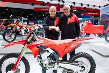 Jeremy Seewer, Andrea Bonacorsi, and Calvin Vlaanderen Round Out Ducati 2026 MXGP Team