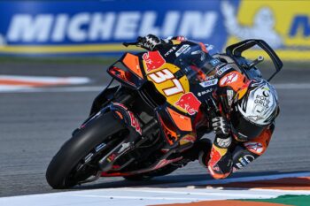 MotoGP: Acosta leads Bezzecchi by 0.053s on a competitive Friday in Valencia