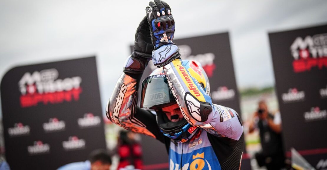 MotoGP: Alex Marquez resists Acosta for Sprint victory in Valencia