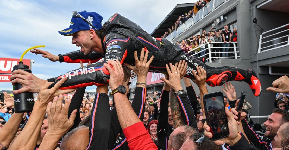 MotoGP: Brilliant Bezzecchi holds off Fernandez for Valencia victory