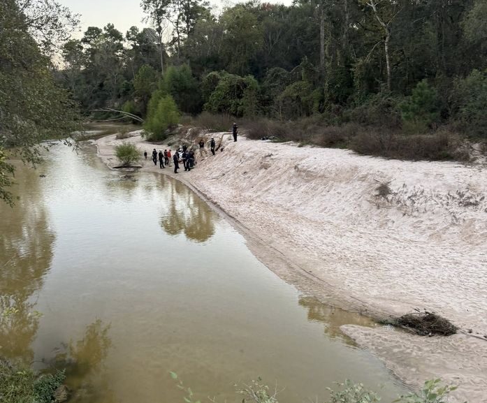 12-year-old girl saved after sandbar collapses on her at Houston-area creek