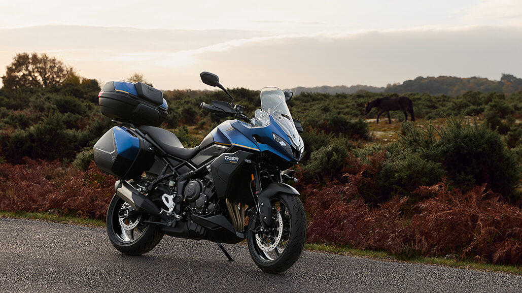 Triumph Unveils Tiger Sport 800 Tour