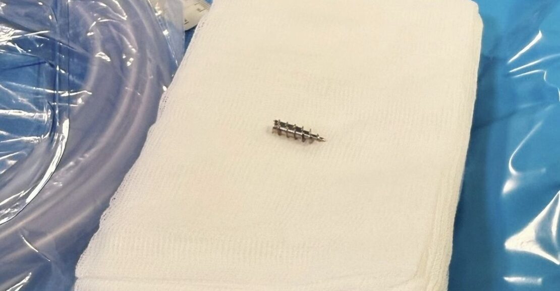 Maverick Vinales undergoes shoulder surgery to remove loose screw