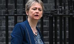 We need a giant of diplomacy to get out of this mess