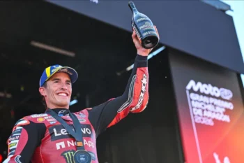 MotoGP: Marc Marquez retaliates to hold off Alex Marquez for Aragon gold