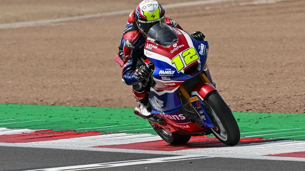 Salač wins Silverstone Moto2 stunner as Gonzalez makes costly error