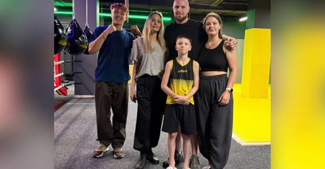 Angelina Jolie visits boxing club in Ukraine’s north-east: Boxing federation, owner
