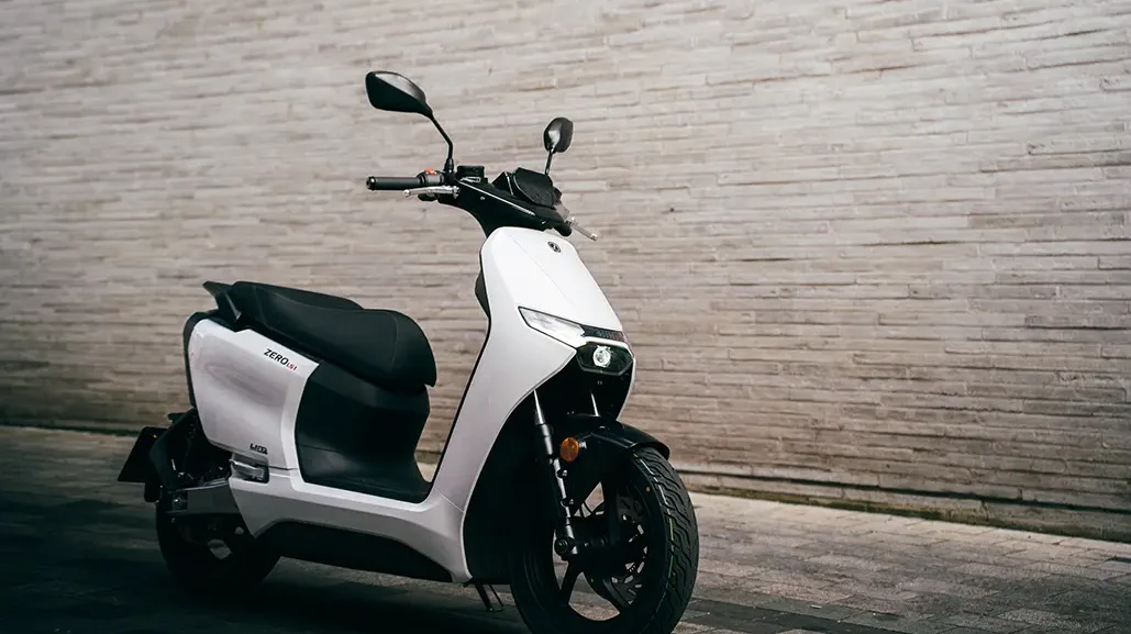 Zero Motorcycles UK Accelerates Growth as LS1 Tops Electric Category